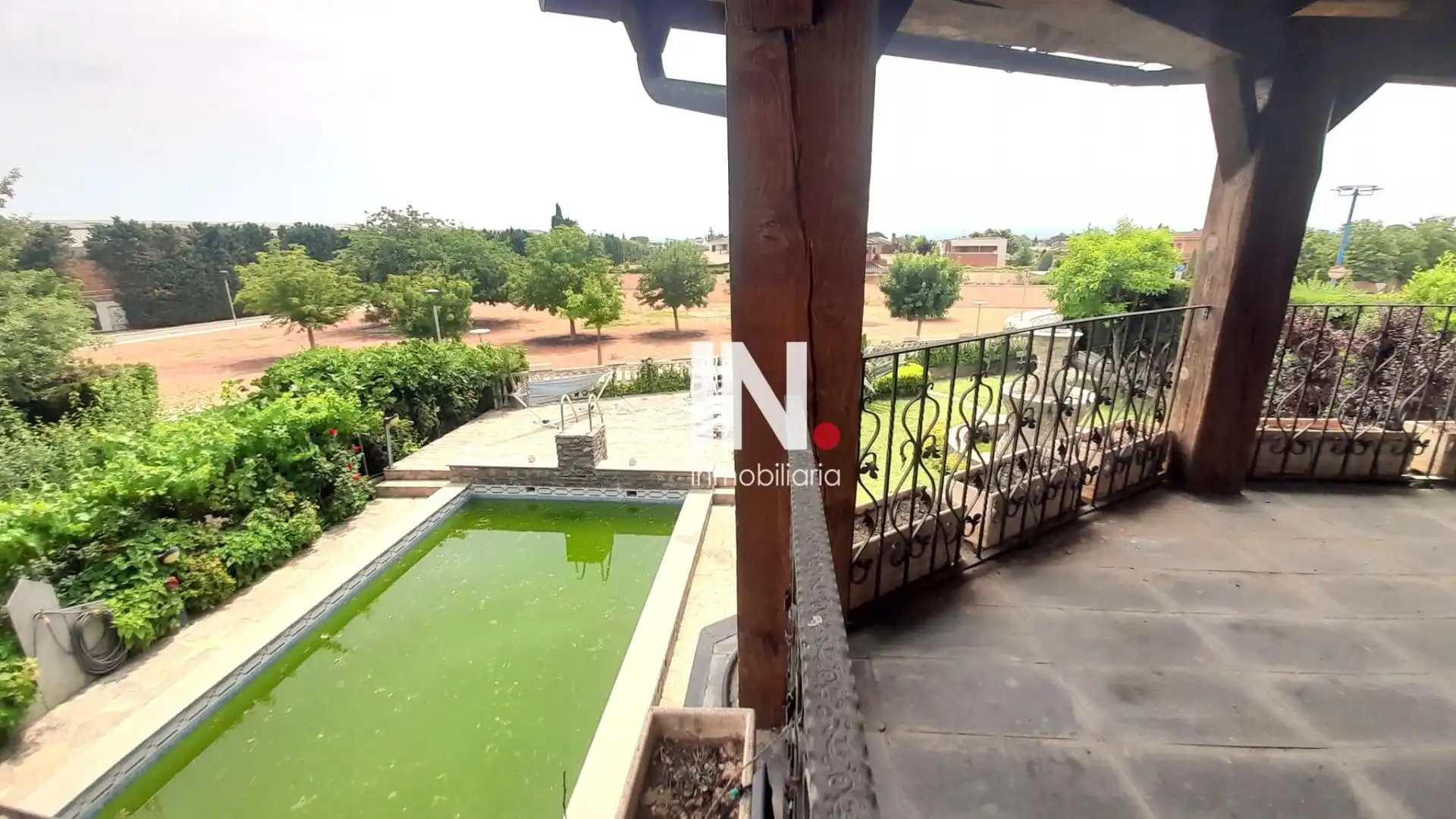 Terrassa de Casa o xalet en venda en Alpicat amb Calefacció i Jardí privat