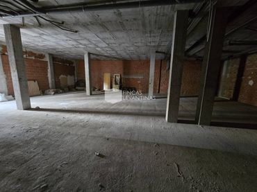 Local comercial de lloguer a Centro