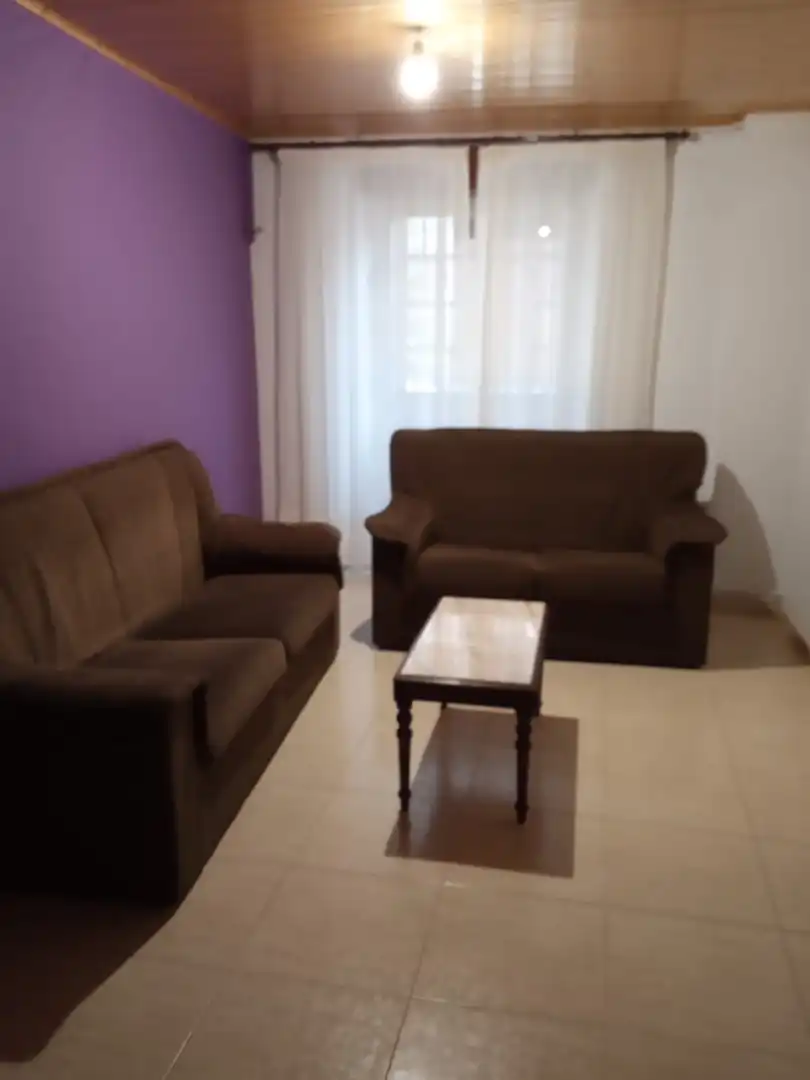 Sala d'estar de Pis de lloguer en Santiago de Compostela  amb Moblat
