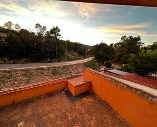 Exterior view of House or chalet for sale in Belmonte de Tajo  with Terrace and Balcony