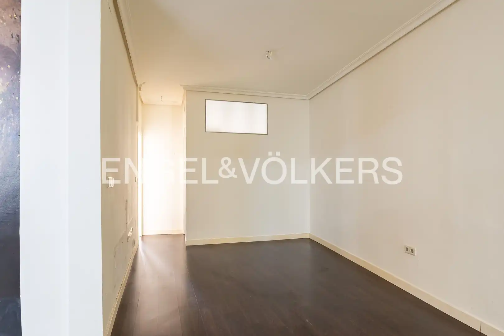 Wohnung zum Verkauf in Madrid mit Klimaanlage, Heizung und Balkon