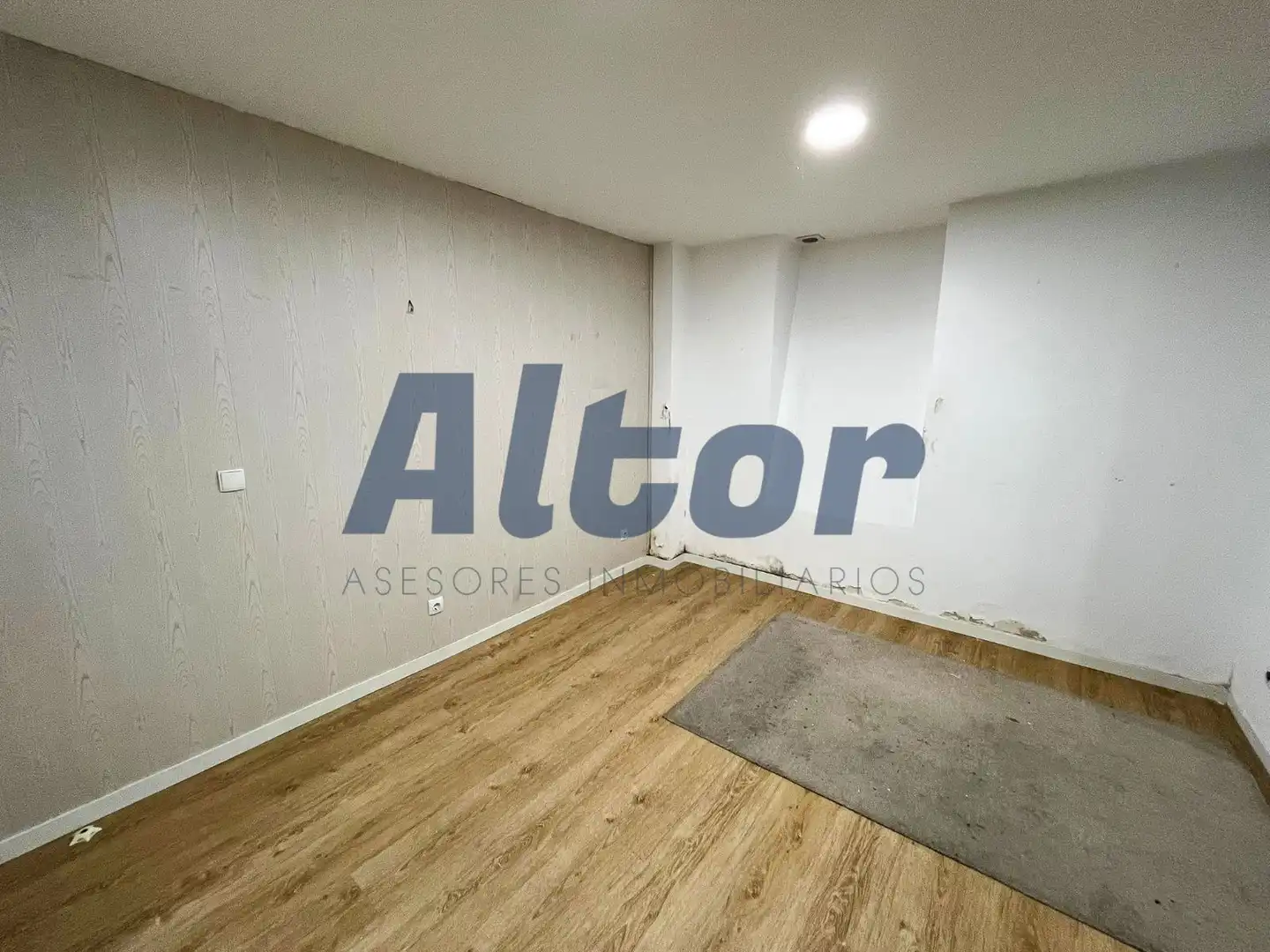 Commercial properties for rent in DEL GENERAL PARDIÑAS, Goya