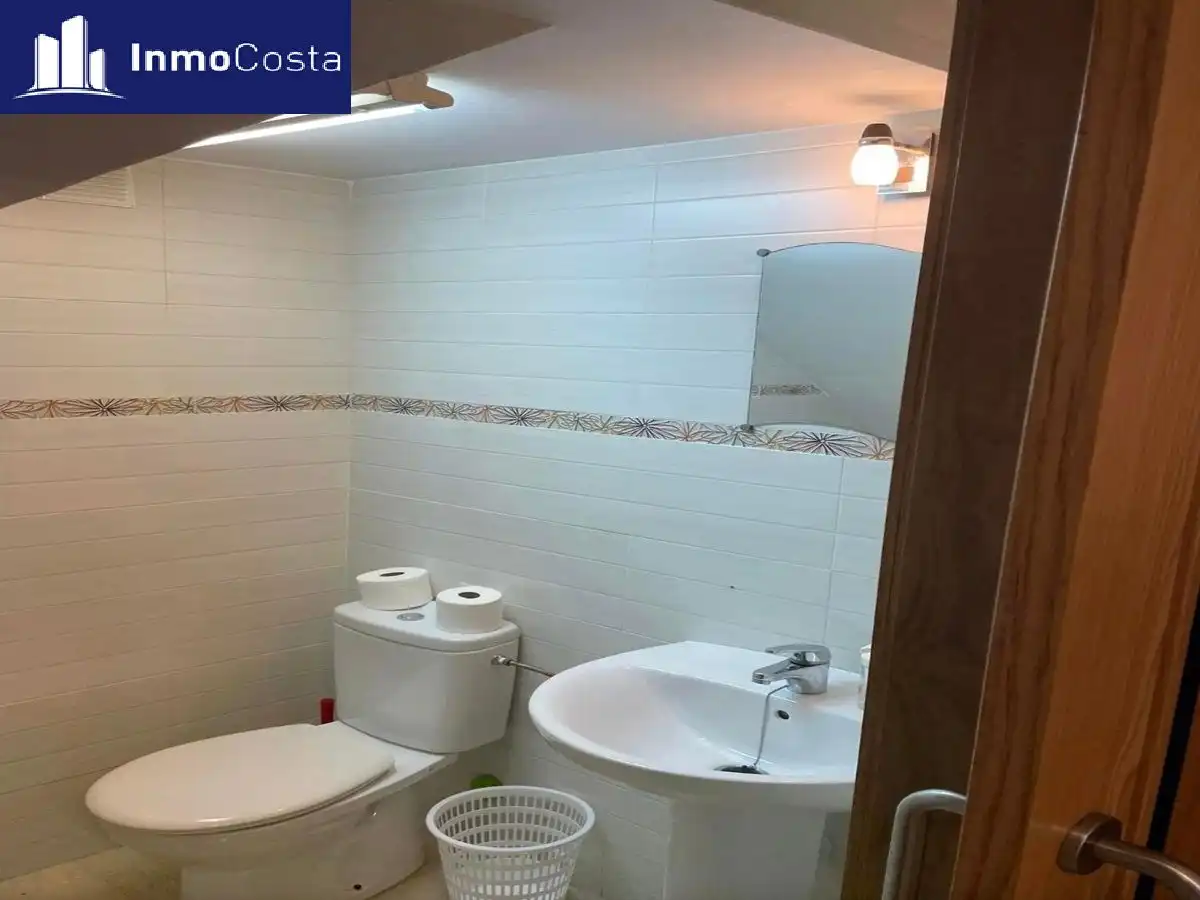 Baño de Piso en venta en La Línea de la Concepción