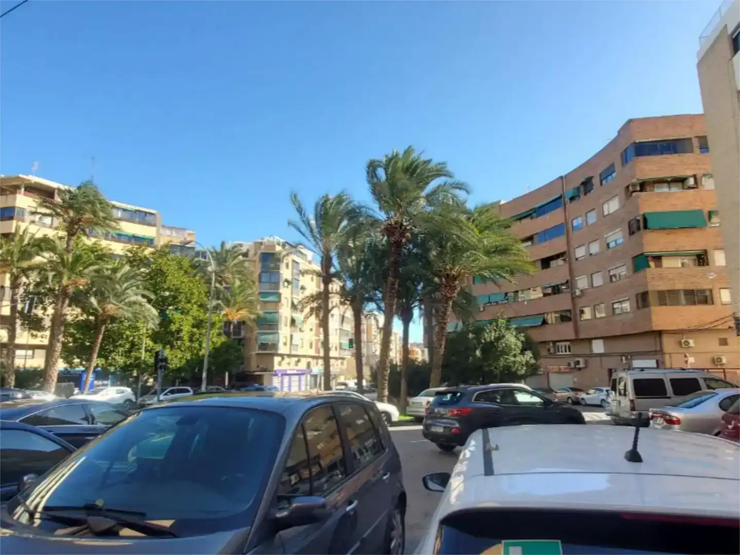 Vista exterior de Pis en venda en Alicante / Alacant amb Balcó