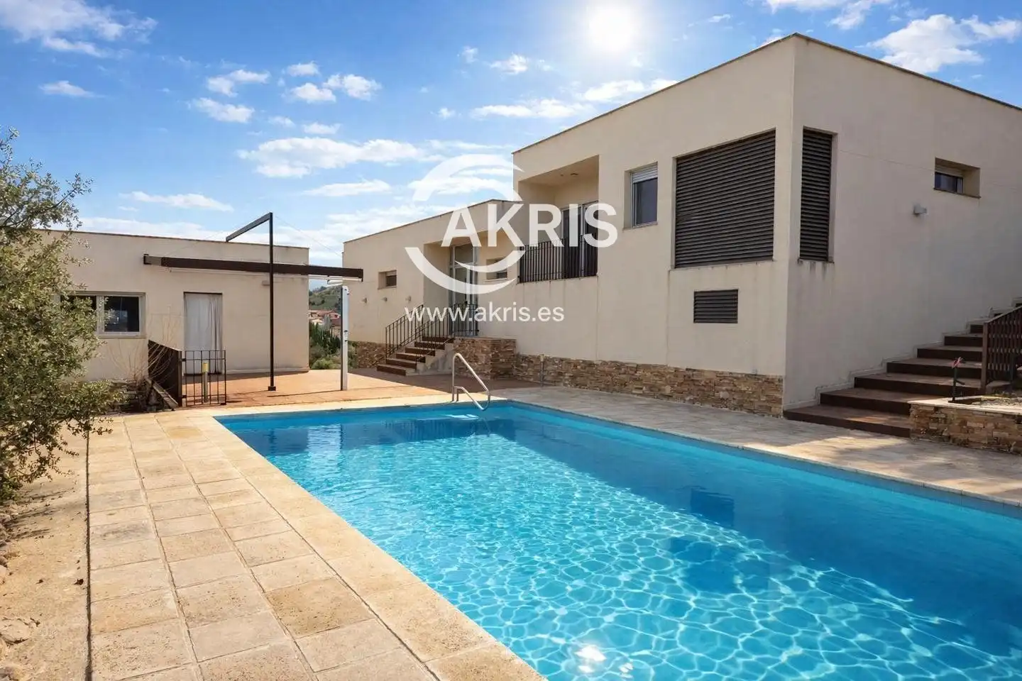 Houses for sale in Calle Monasterio Santa María la Real, Los Cigarrales-La Bastida