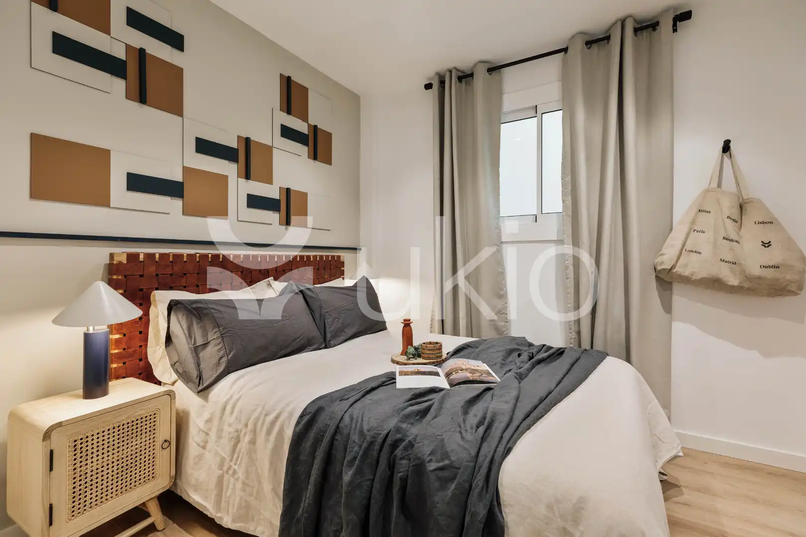 Bedroom of Apartments for rent in Barcelona  with Air Conditioner, Heating and Terrace