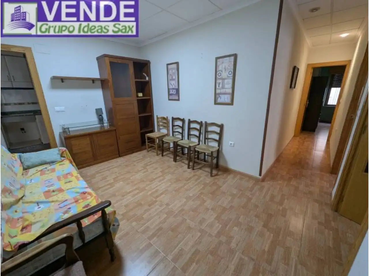 Casa adosada en venta en Sax con Terraza