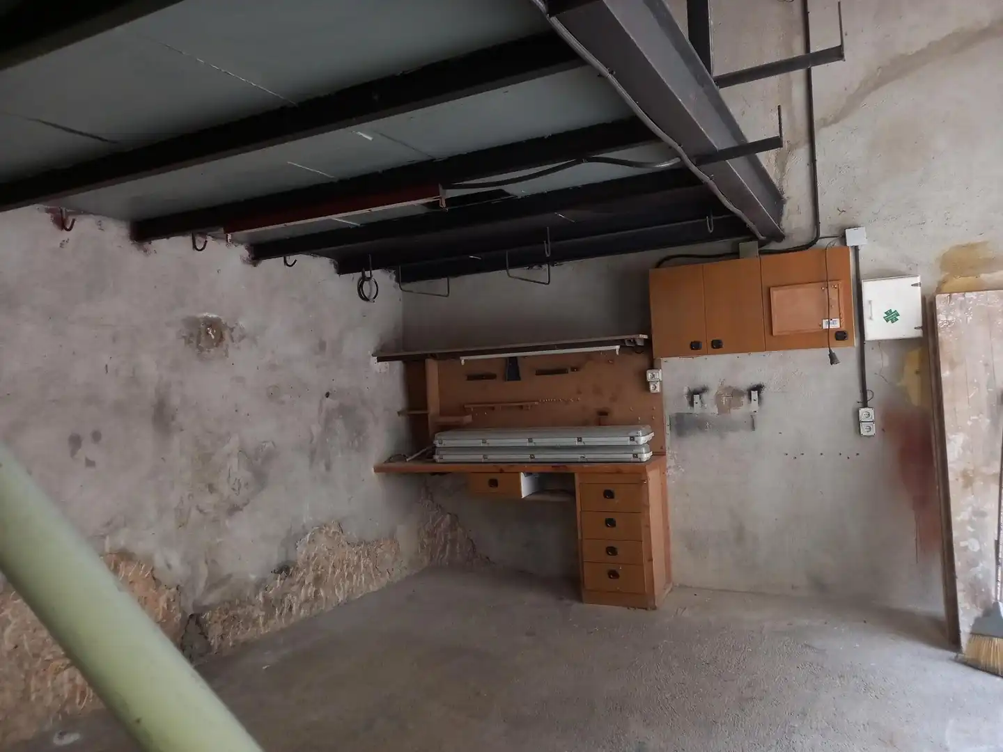 Commercial properties for sale in Miravet