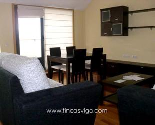 Sala d'estar de Àtic en venda en Vigo  amb Terrassa