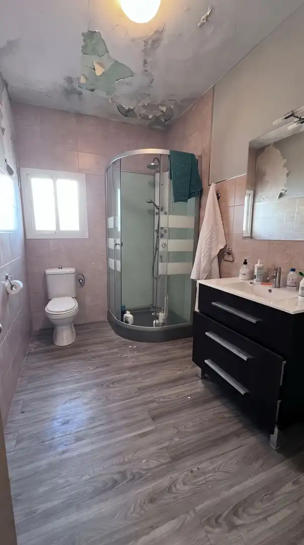 Bathroom of Country homes for sale in El Bosque, Cádiz