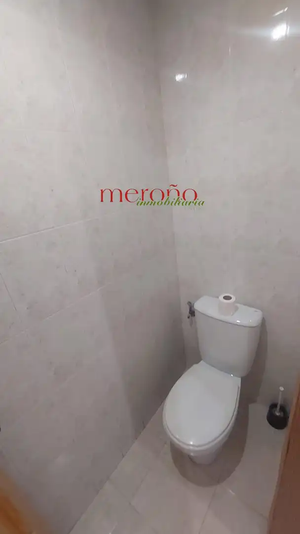 Baño de Nave industrial en venta en Elche / Elx