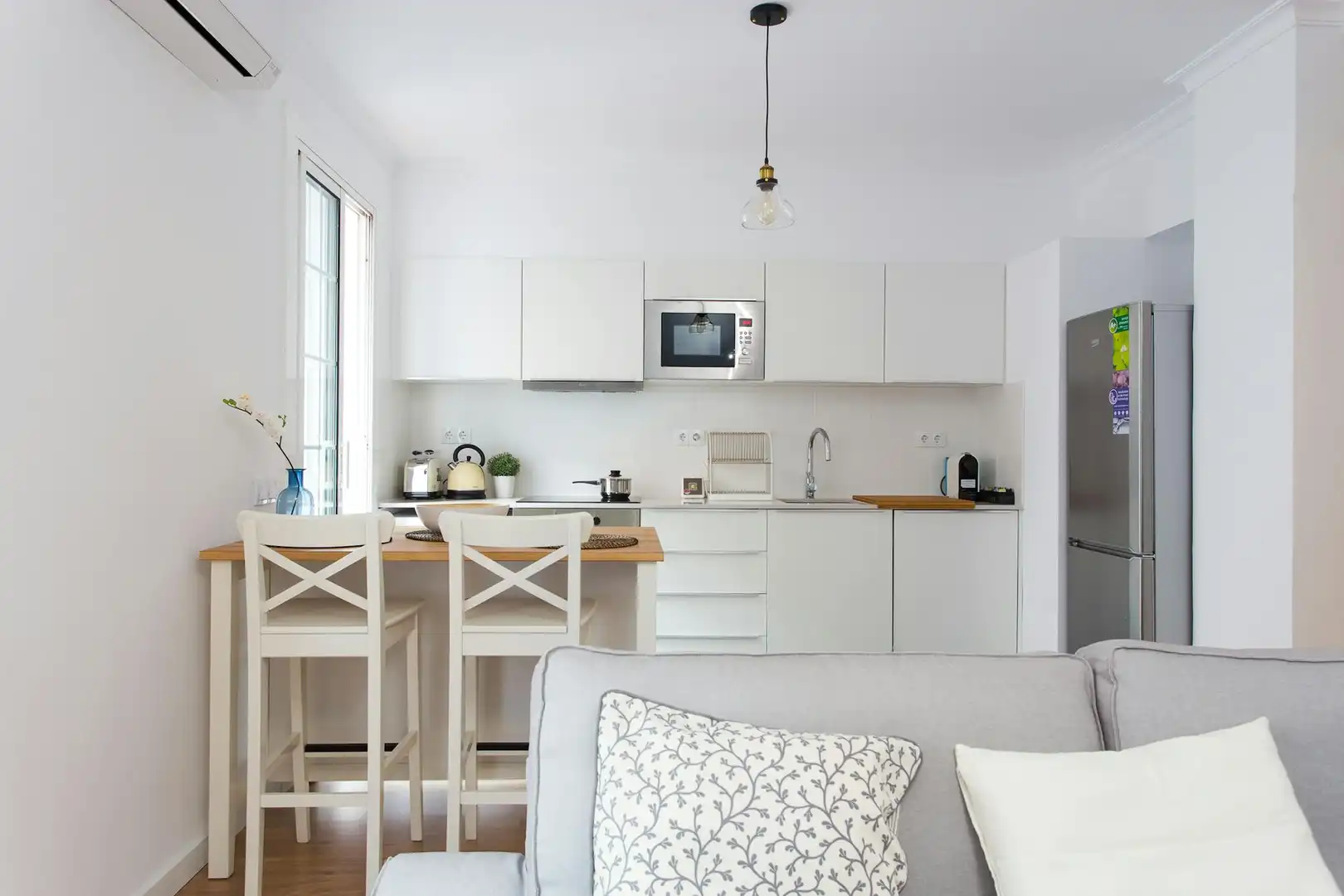 Kitchen of Flat for rent in Barcelona  with Air Conditioner, Heating and Furnished