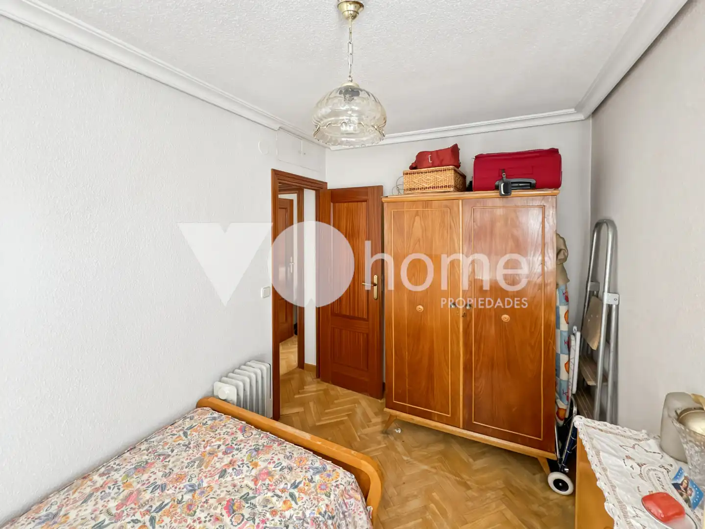 Habitación de Piso en venta en Madrid con Calefacción y Amueblado