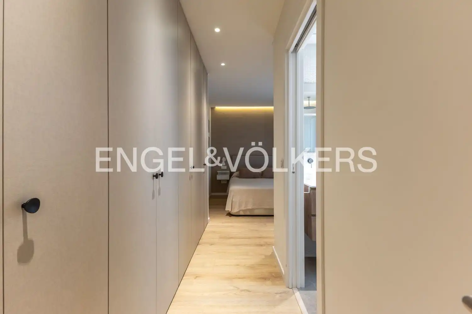 Piso en venta en Valencia con Aire acondicionado, Calefacción y Balcón