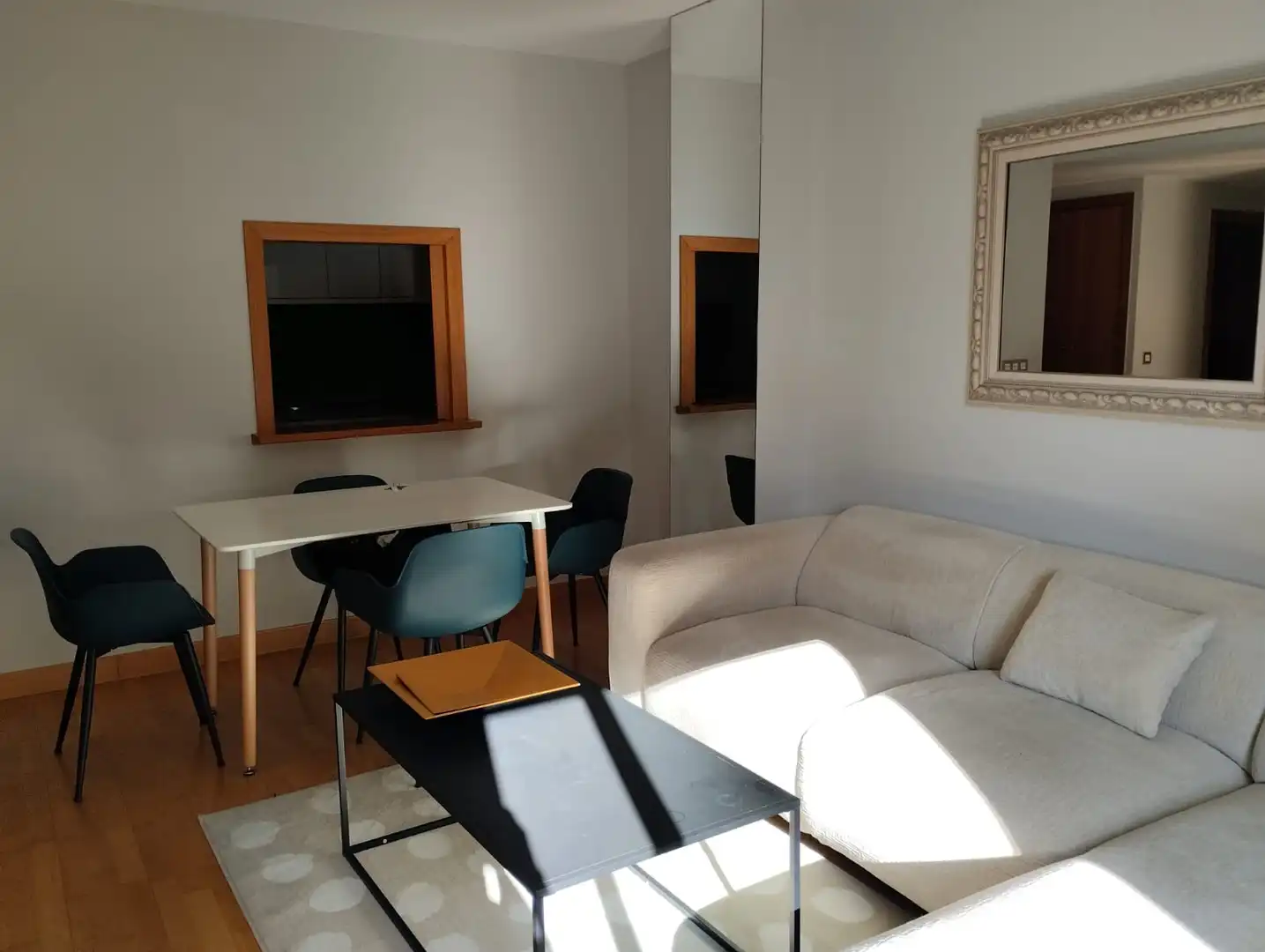 Sala de estar de Piso en venta en Málaga con Aire acondicionado, Jardín privado y Amueblado