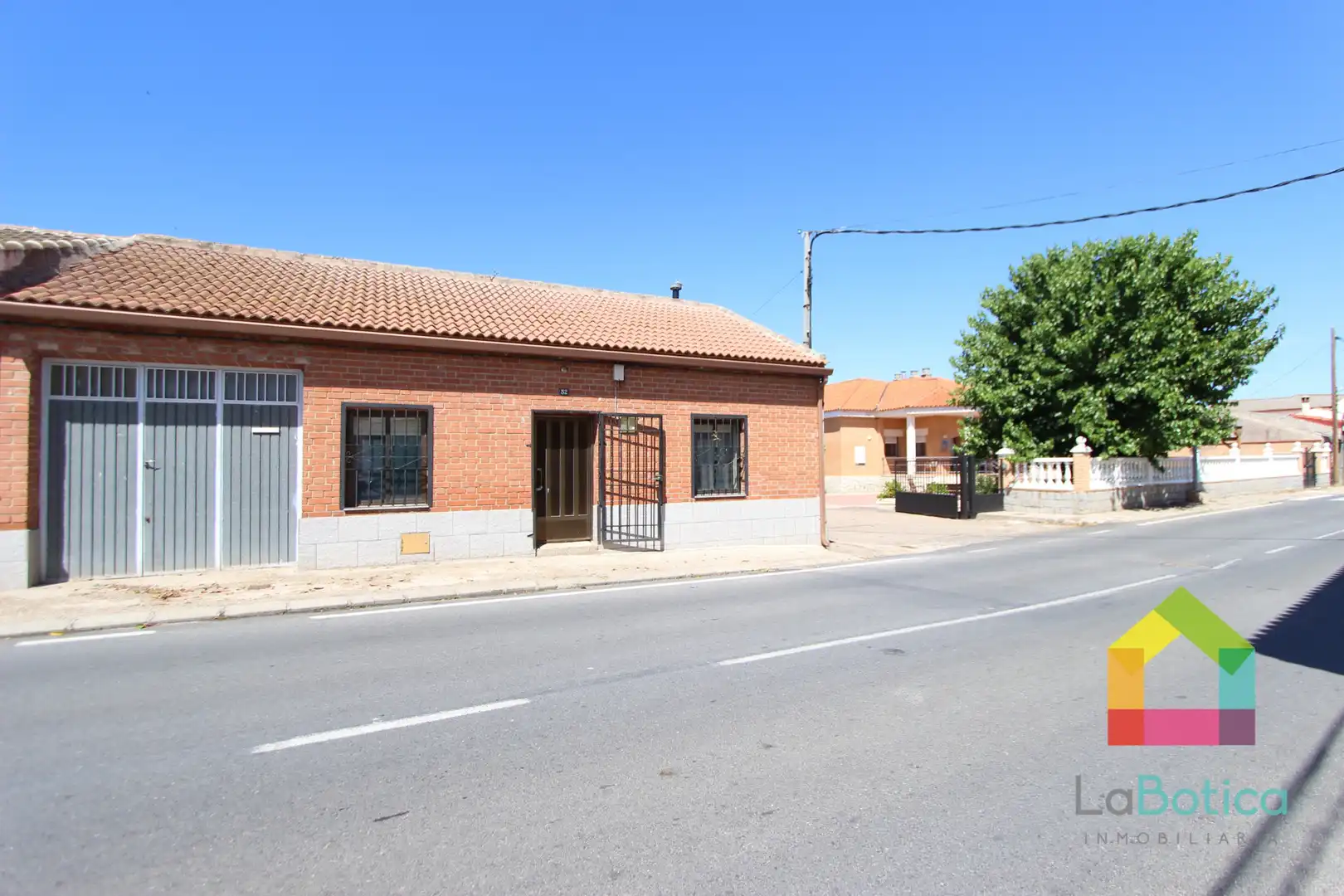 Exterior view of Detached homes for sale in San Martín de Montalbán  with Air Conditioner, Heating and Furnished