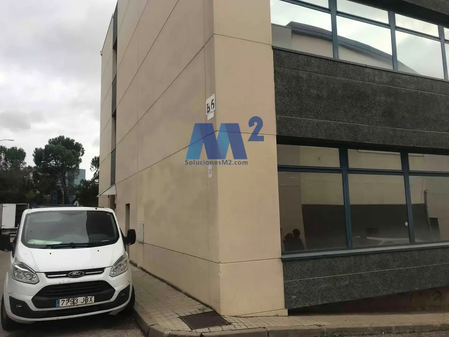 Oficina de lloguer a José Echegaray, Norte