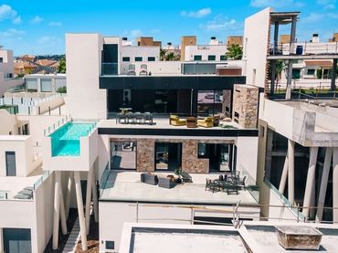 Haus mit Pool zum Verkauf in Ciudad Quesada