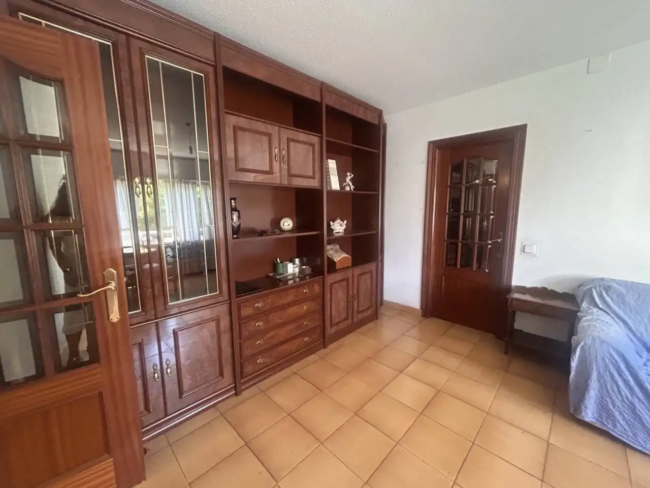 Living room of Flat for sale in  Logroño  with Heating, Terrace and Furnished