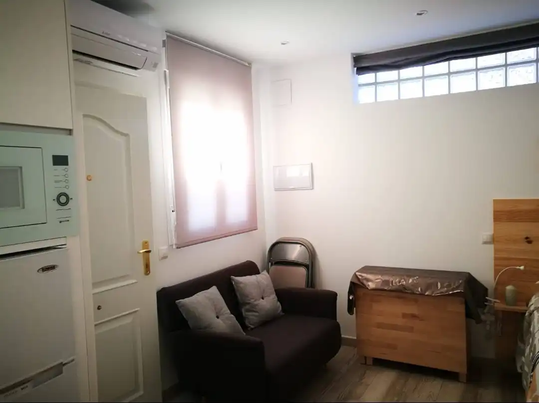 Bedroom of Detached homes for sale in Móstoles  with Air Conditioner, Heating and Private garden