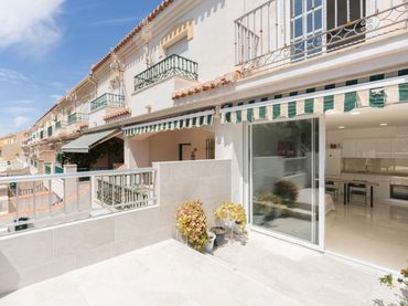 Casa amb piscina en venda a Calle Osa Mayor