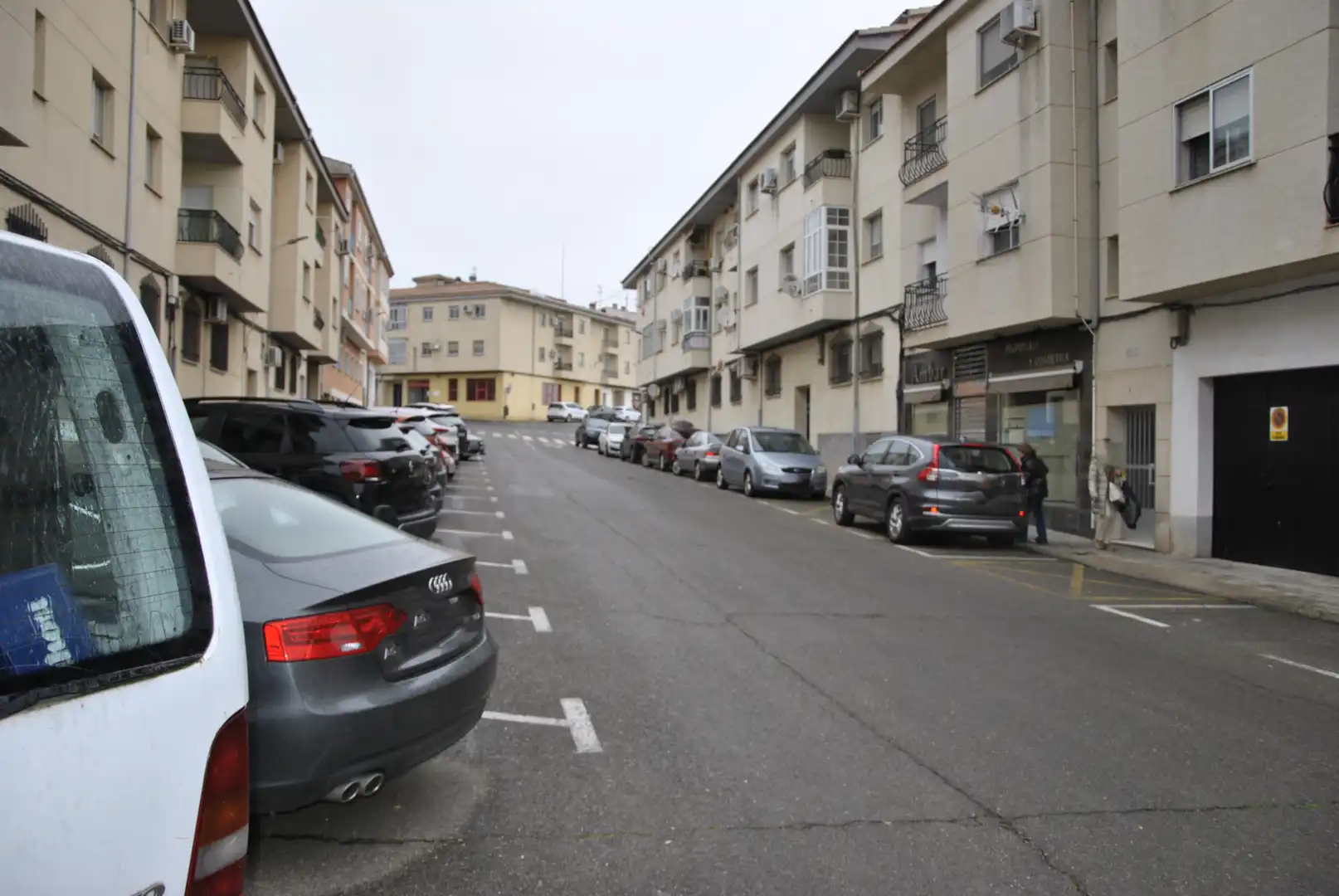 Parking of Flat for sale in Coria  with Air Conditioner, Heating and Terrace
