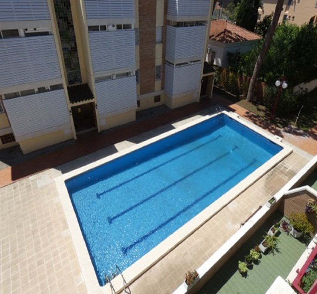 Swimming pool of Apartment to rent in Castelldefels  with Air Conditioner, Heating and Terrace