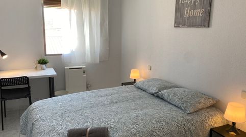 Foto 2 de Habitació a Calle del Puerto de la Morcuera, 16, San Diego, Madrid Capital