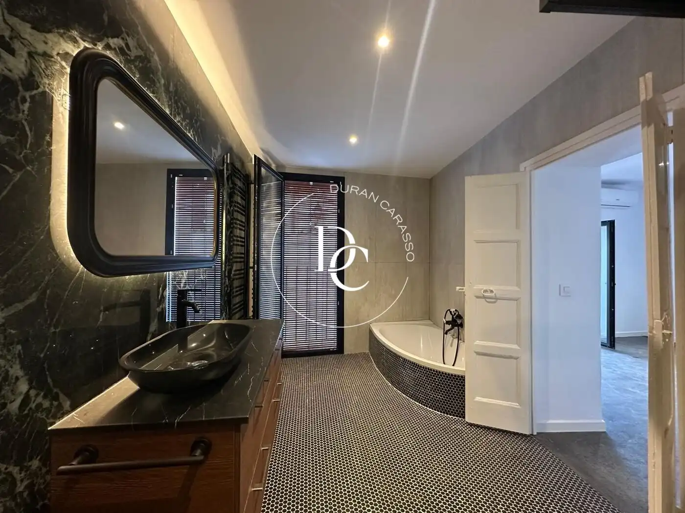 Bathroom of Houses for sale in Sant Pere de Ribes  with Air Conditioner, Heating and Storage room