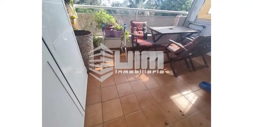 Piso con ascensor en venta en CALLE ISLA LA TOJA, imagen 3