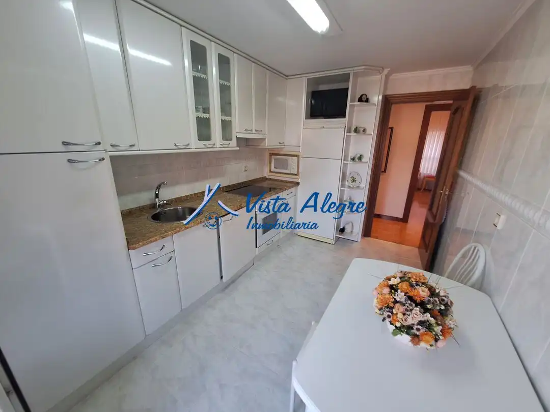 Cuina de Apartament en venda en Haro amb Calefacció, Parquet i Terrassa