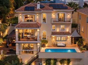 Casa con piscina in vendita a Calle Verderón