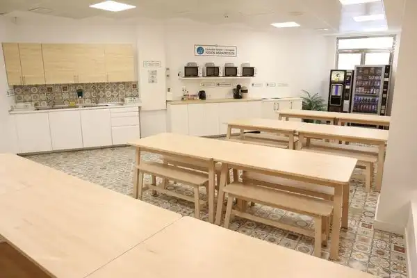 Küche von Büro zur Miete in Madrid mit Klimaanlage, Heizung und Terrasse