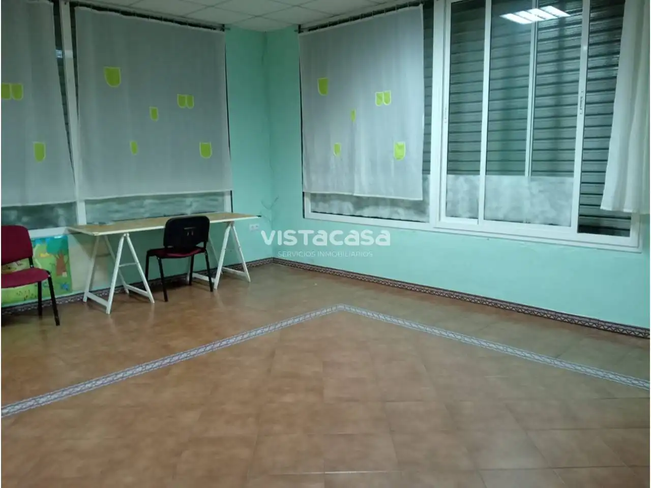 Local de alquiler en Mairena del Alcor con Aire acondicionado