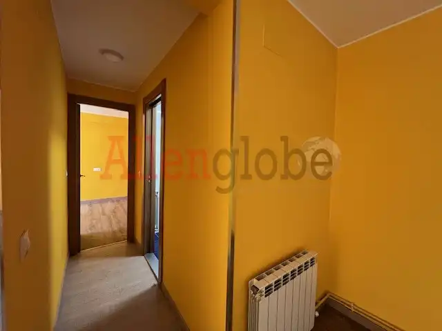 Apartamento en venta en Oviedo  con Calefacción