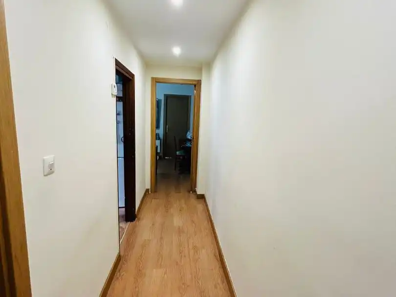 Piso con ascensor en venta en Calle, linares 29,2A, imagen 2