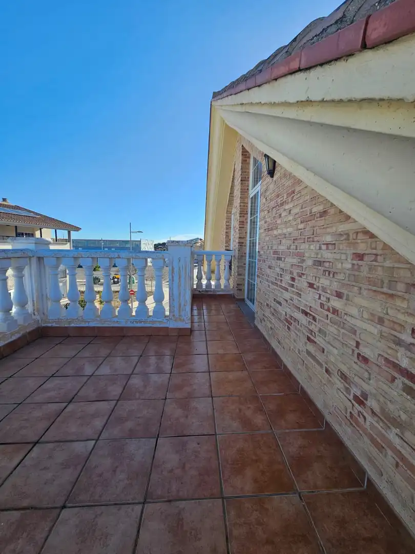 Exterior view of Houses for sale in Sagunto / Sagunt  with Heating, Private garden and Storage room