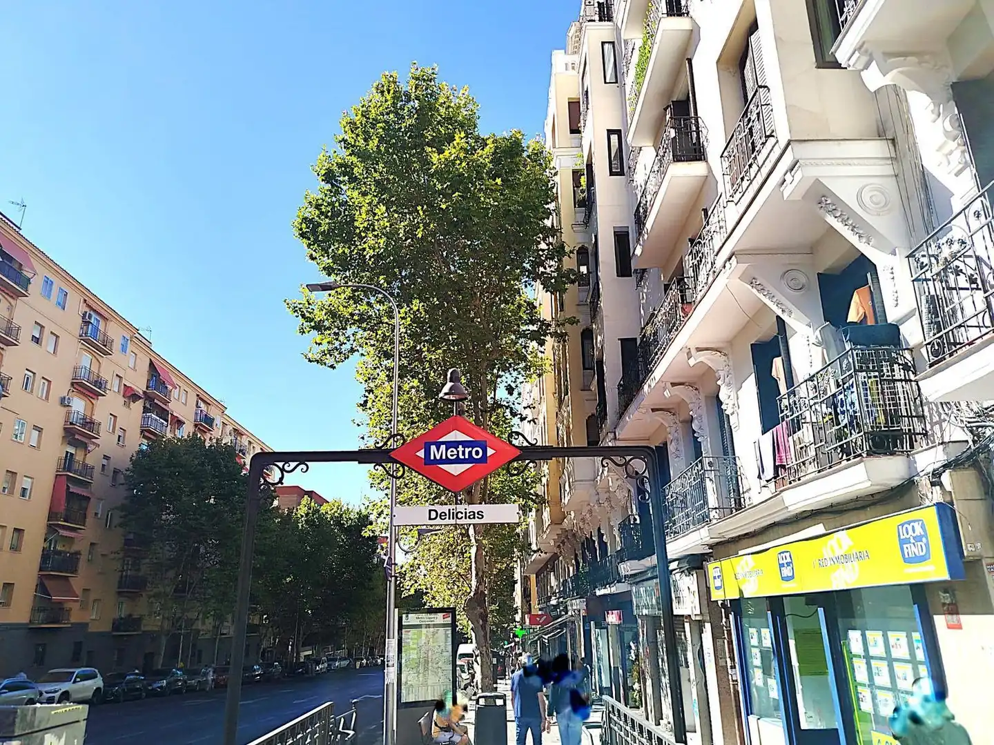 Vista exterior de Piso en venta en Madrid con Terraza