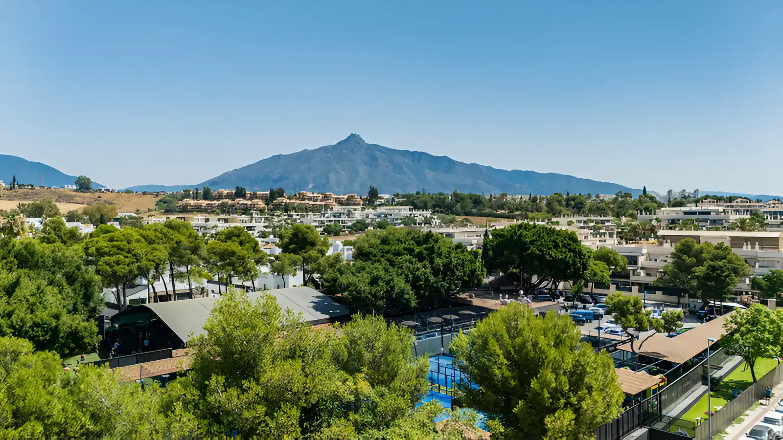 Penthouse with pool for sale in Nueva Andalucía, imagen 21