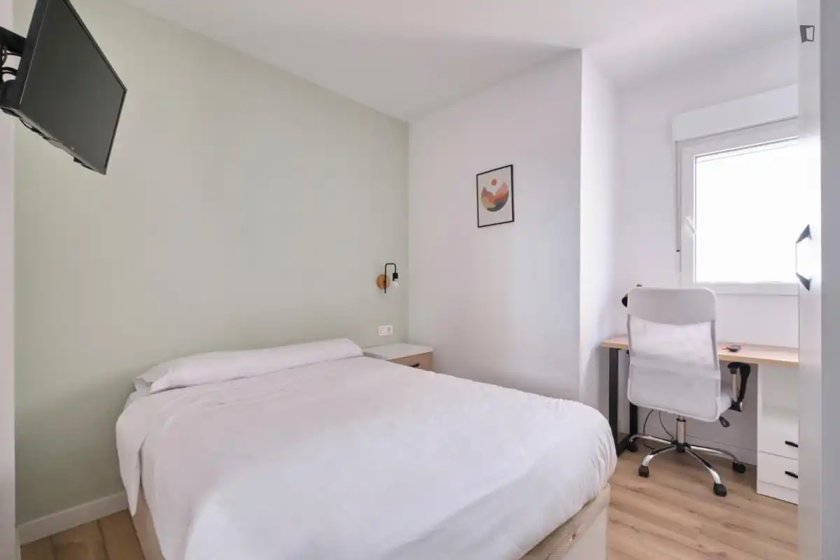 Bedroom of Apartments for share in Vidal