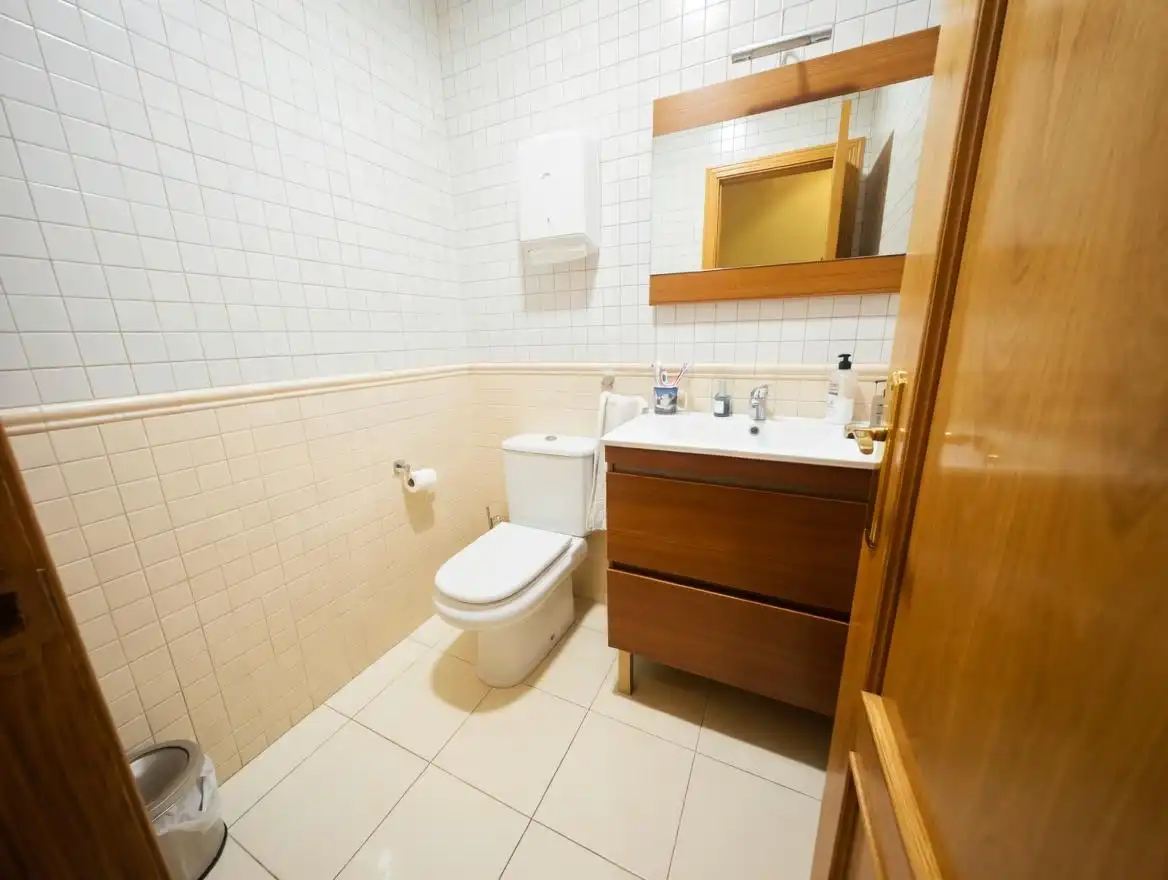 Bathroom of Houses for sale in Plasencia  with Air Conditioner and Terrace
