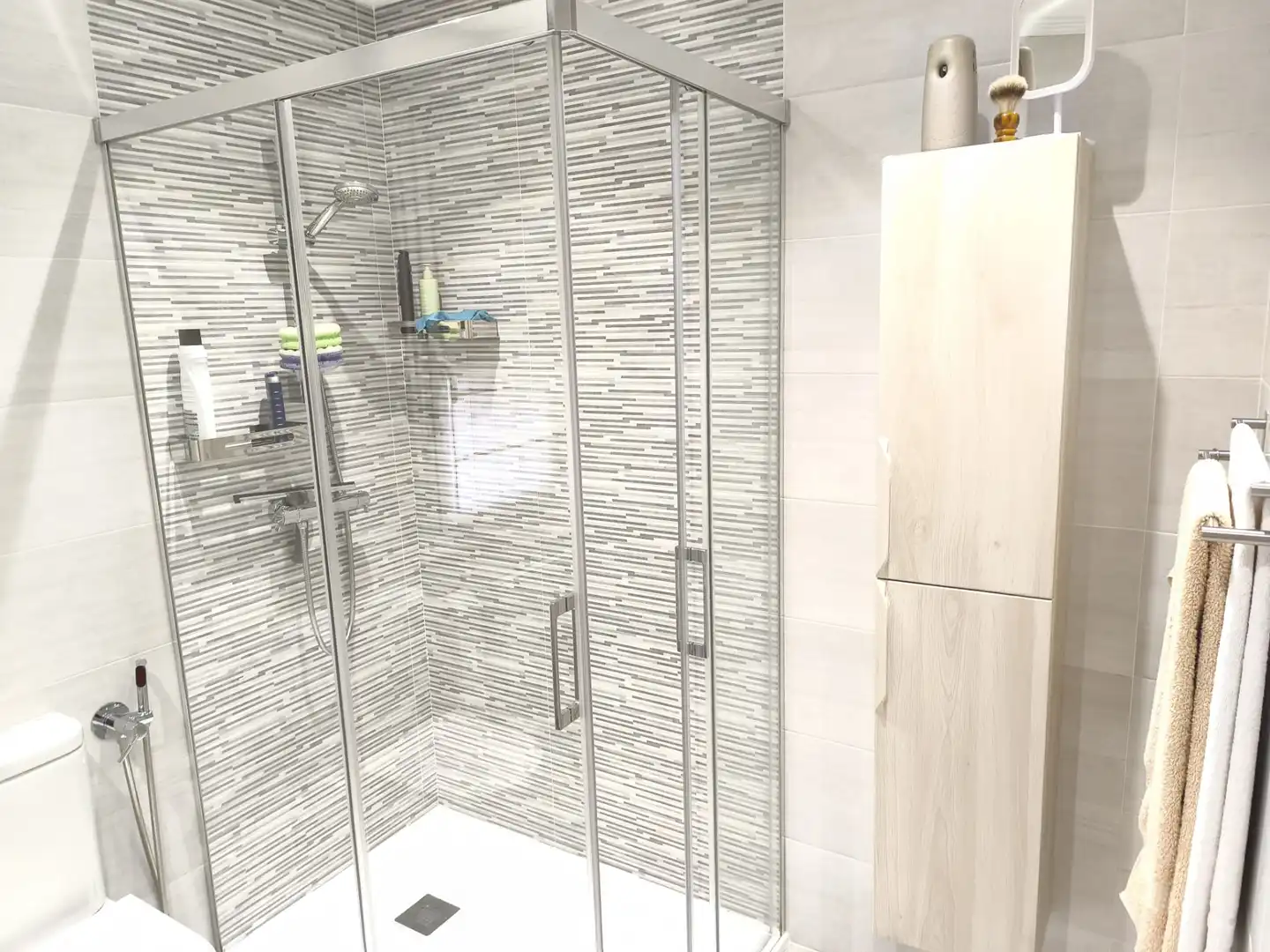 Baño de Piso en venta en Barakaldo  con Calefacción, Amueblado y Balcón