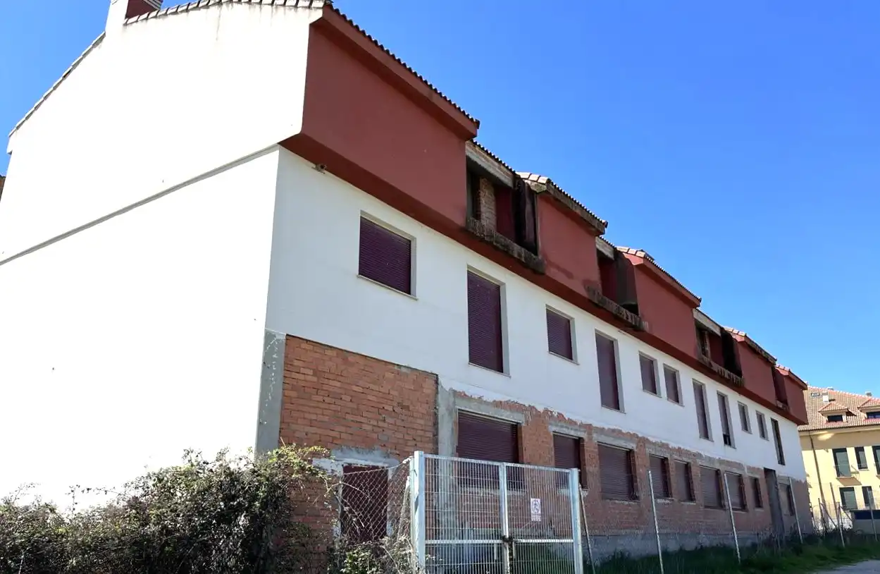 Einfamilien-Reihenhaus zum Verkauf in Norte - La Higuera, Espirdo