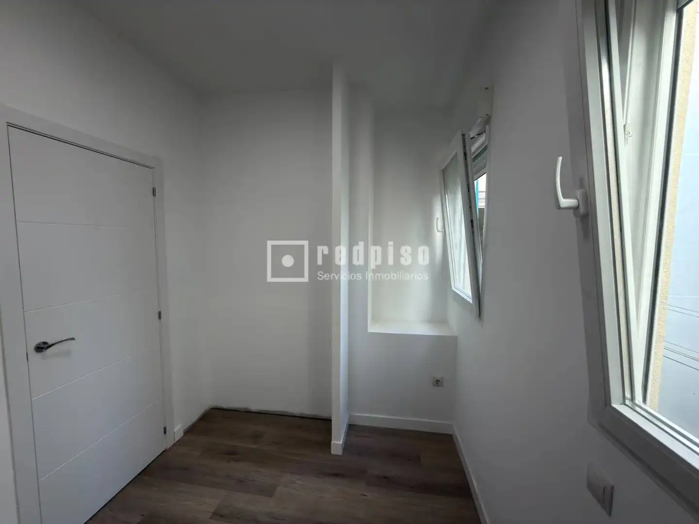 Habitación de Piso en venta en Madrid con Calefacción y Terraza