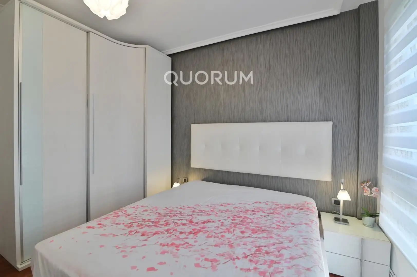 Habitación de Piso en venta en Bilbao  con Calefacción y Amueblado