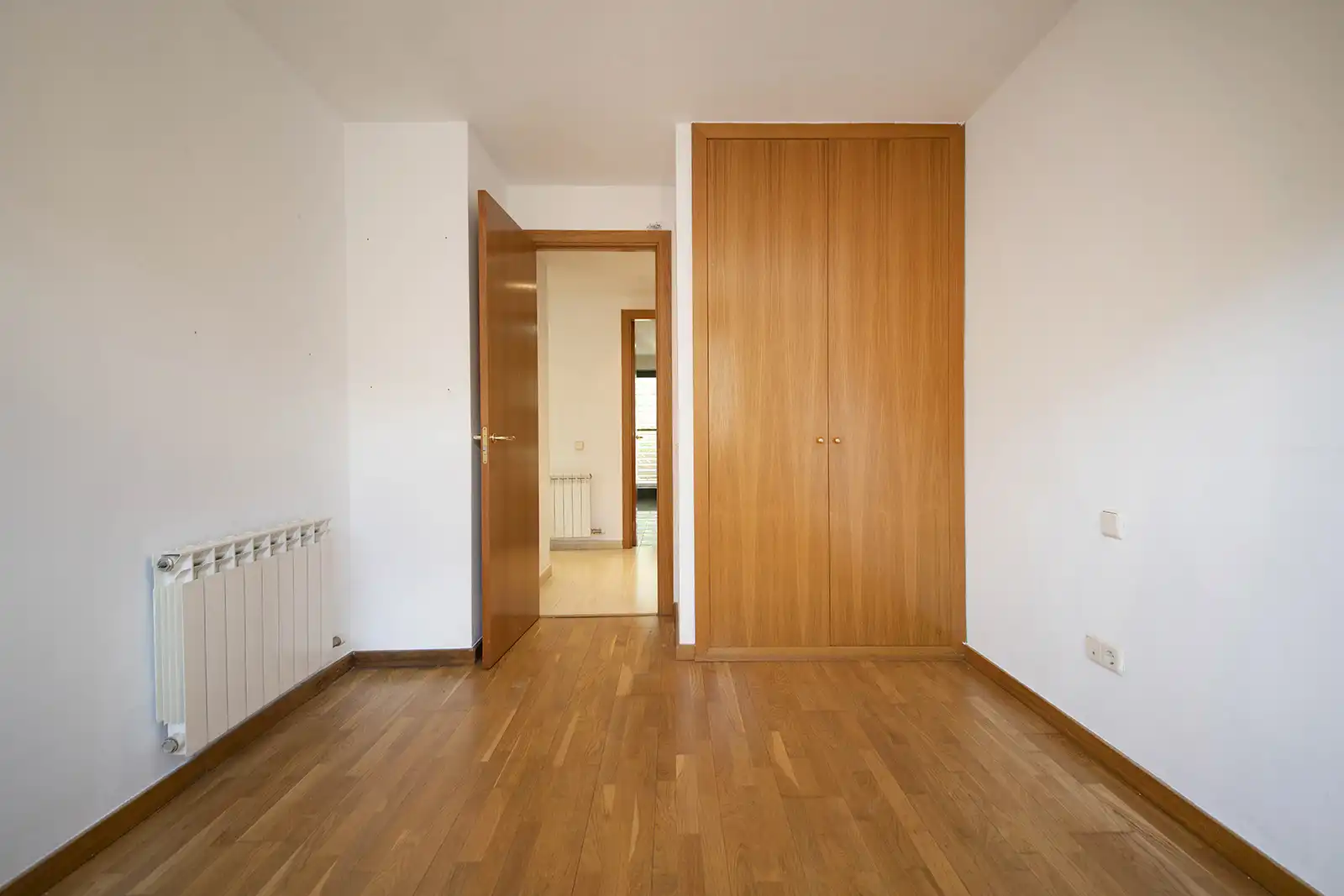 Dormitori de Pis en venda en Olèrdola amb Calefacció, Jardí privat i Parquet