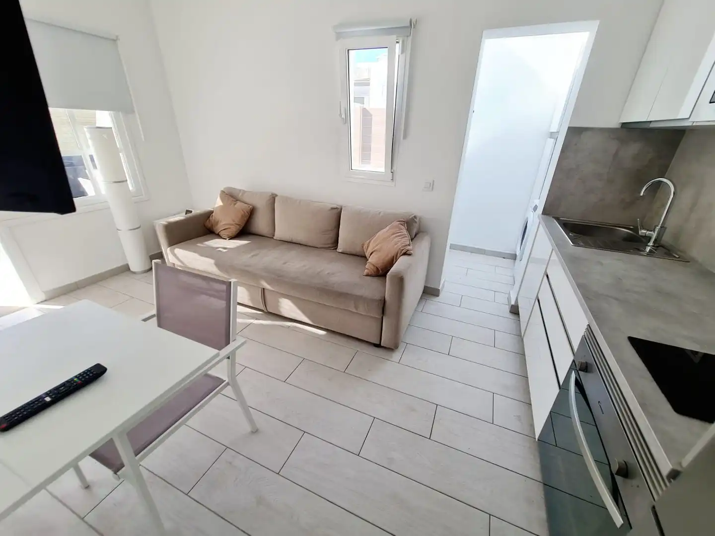 Sala d'estar de Casa o xalet de lloguer en San Bartolomé de Tirajana amb Aire condicionat, Jardí privat i Terrassa