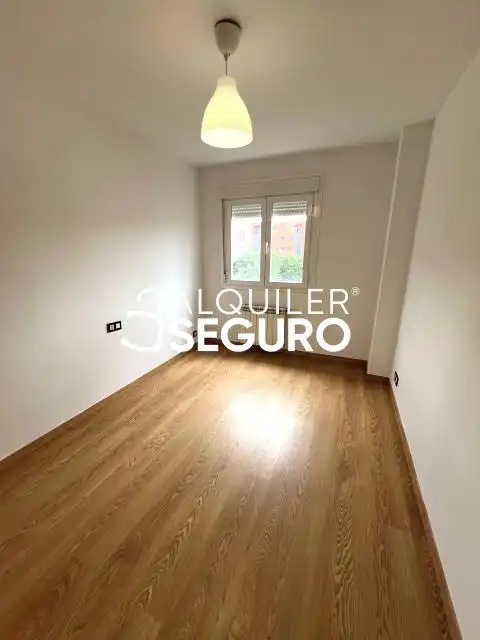 Habitación de Piso de alquiler en Valdemoro con Aire acondicionado, Calefacción y Terraza