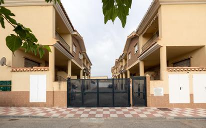 Exterior view of Single-family semi-detached for sale in Ventas de Huelma  with Balcony