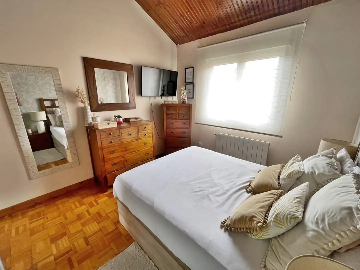 Bedroom of Detached homes for sale in Piélagos  with Heating, Private garden and Parquet flooring